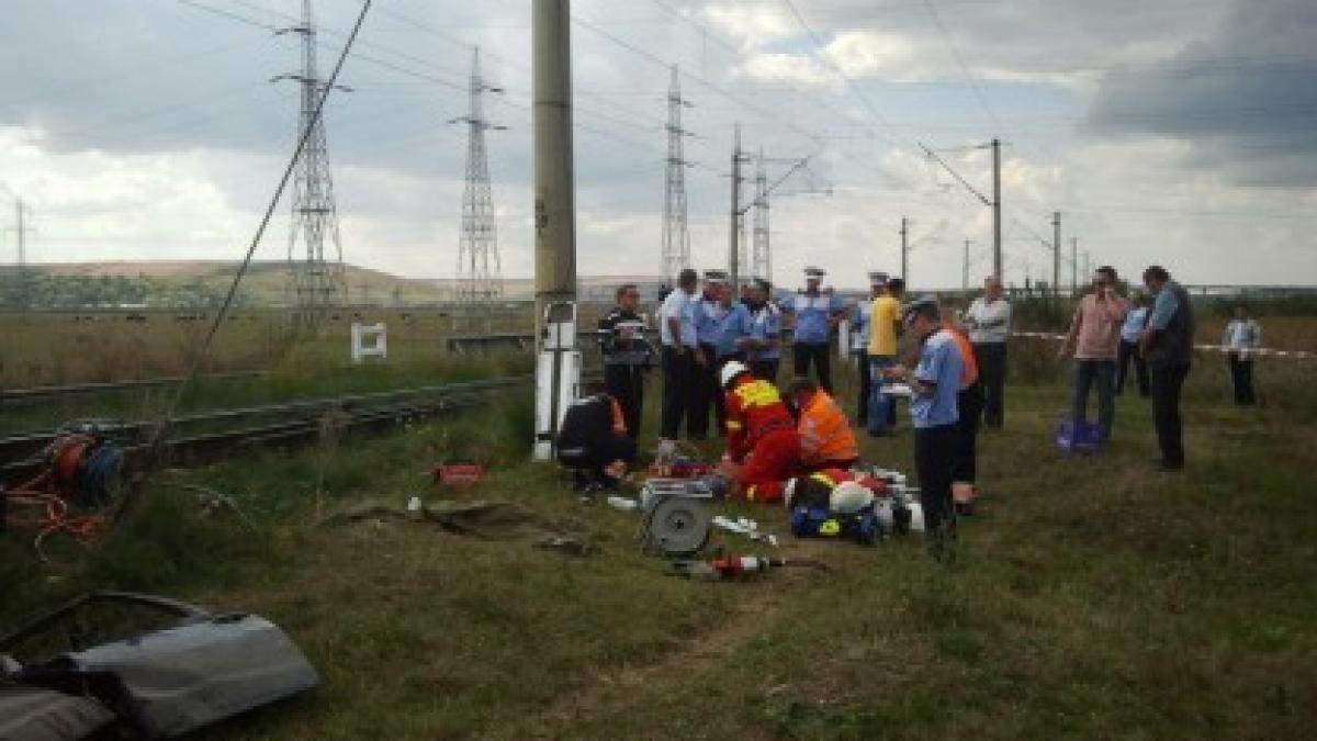 Botoşani. Sfârşit cumplit pentru un copil de 12 ani. Micul păstor a adormit cu capul pe şina de cale ferată