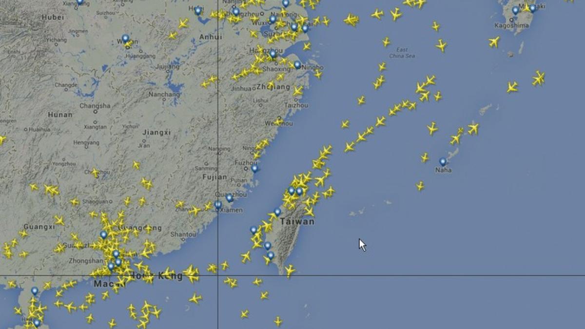 O nouă TRAGEDIE AVIATICĂ: Avion de pasageri prăbuşit în Taiwan. Peste 50 de morţi 