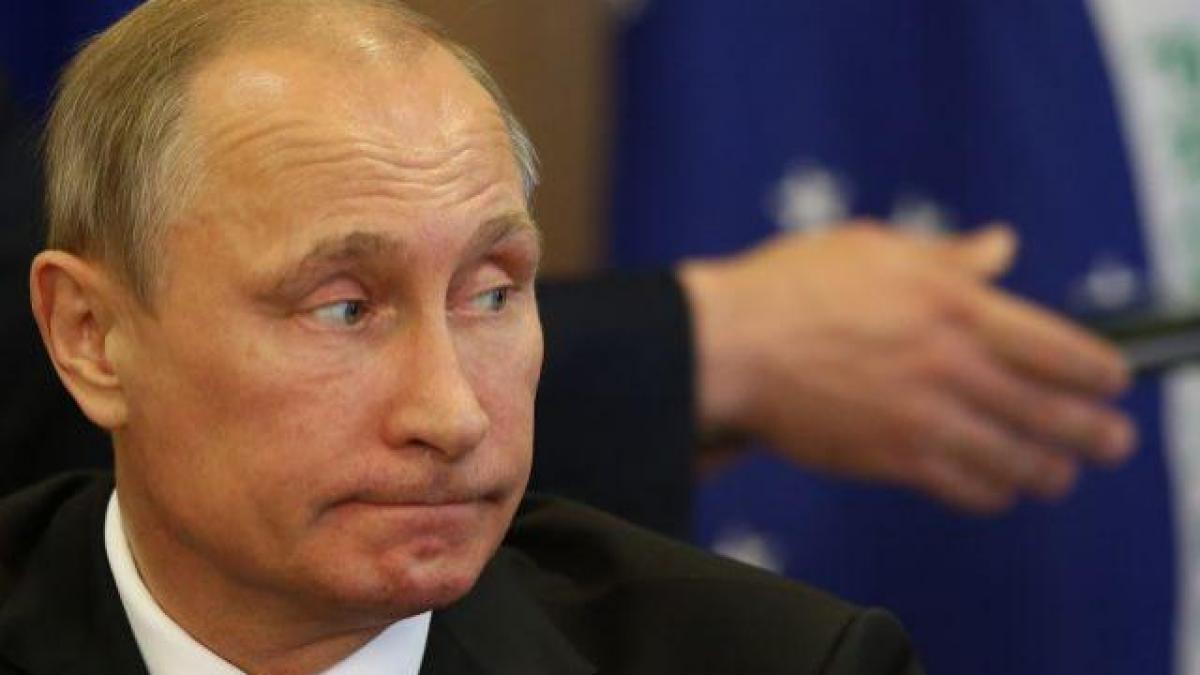Vladimir Putin mediază discuţiile de pace între Armenia şi Azerbaidjan