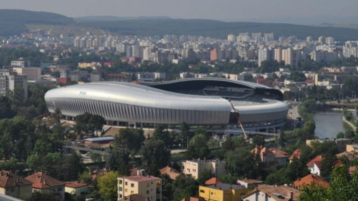 Corpul de control al premierului verifică documente legate de construirea Cluj Arena