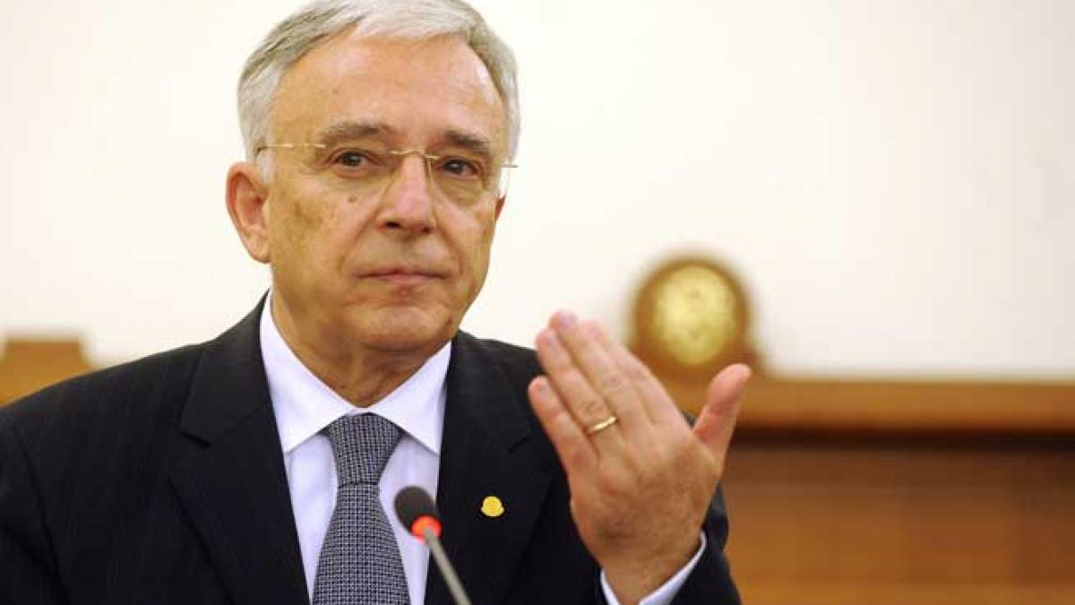 Euro vine pe autostradă. România nu poate adopta moneda europeană doar cu câteva zone dezvoltate, spune Isărescu