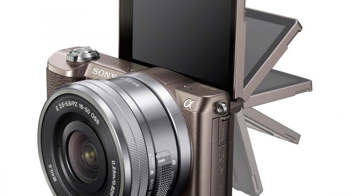  Cel mai mic aparat foto mirrorless: α5100