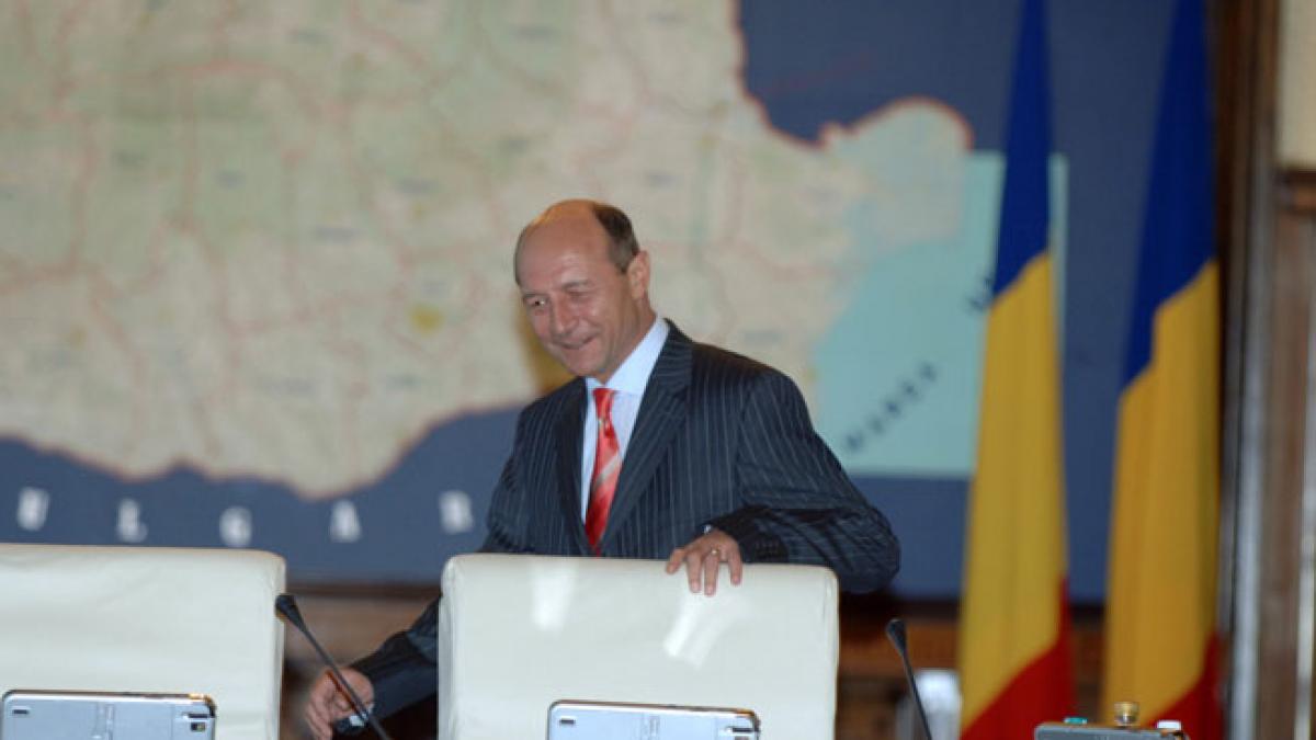 Oamenii lui Băsescu T. au devalizat România