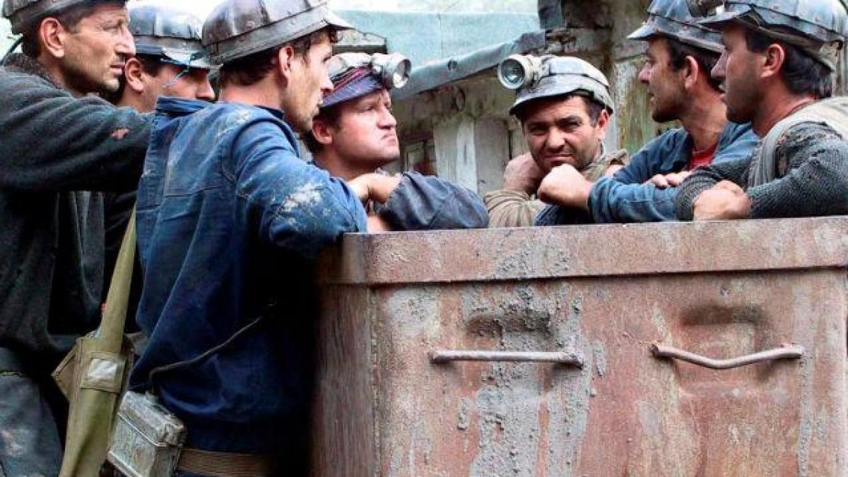 Gorj: Furau din mâncarea minerilor