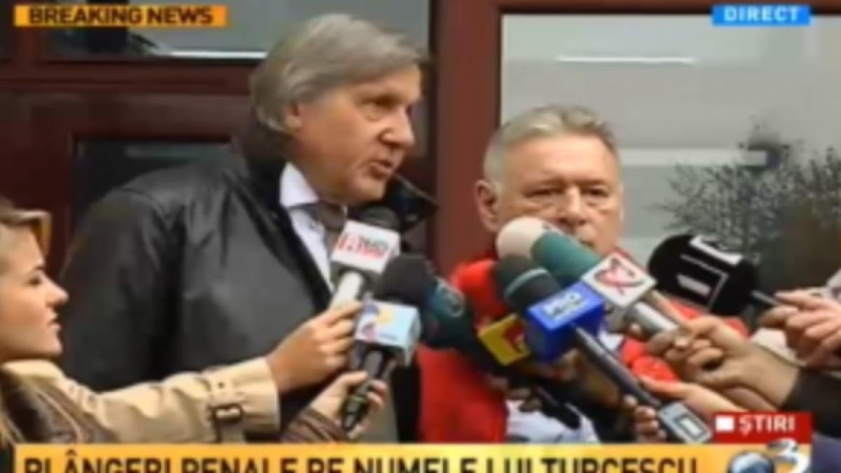 Ilie Năstase şi Mădălin Voicu au depus la Parchetul General o sesizare împotriva lui Robert Turcescu