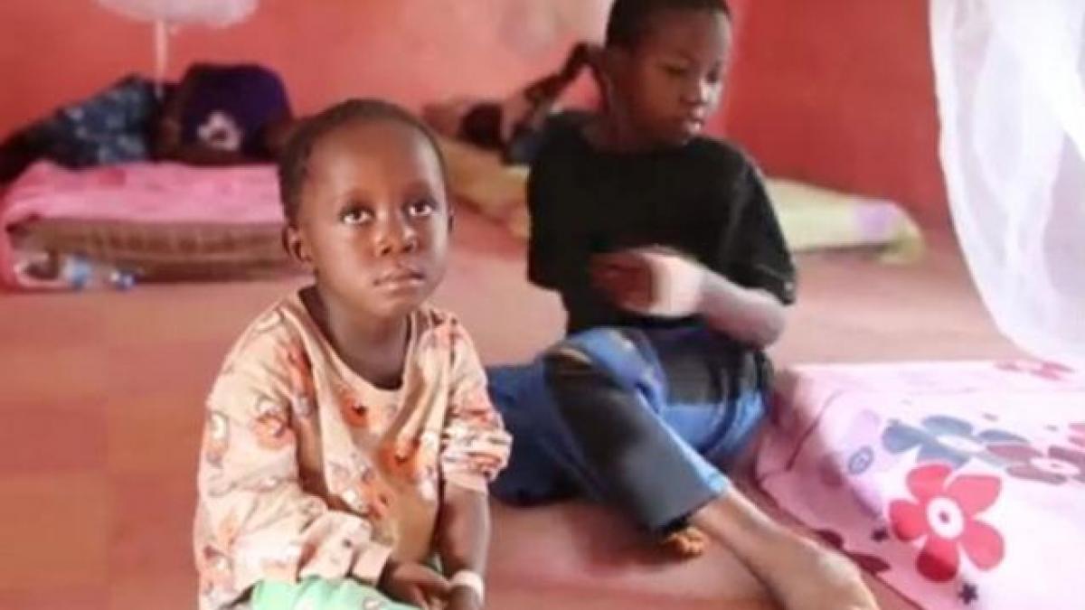 Cinci infectări pe oră cu Ebola în Sierra Leone