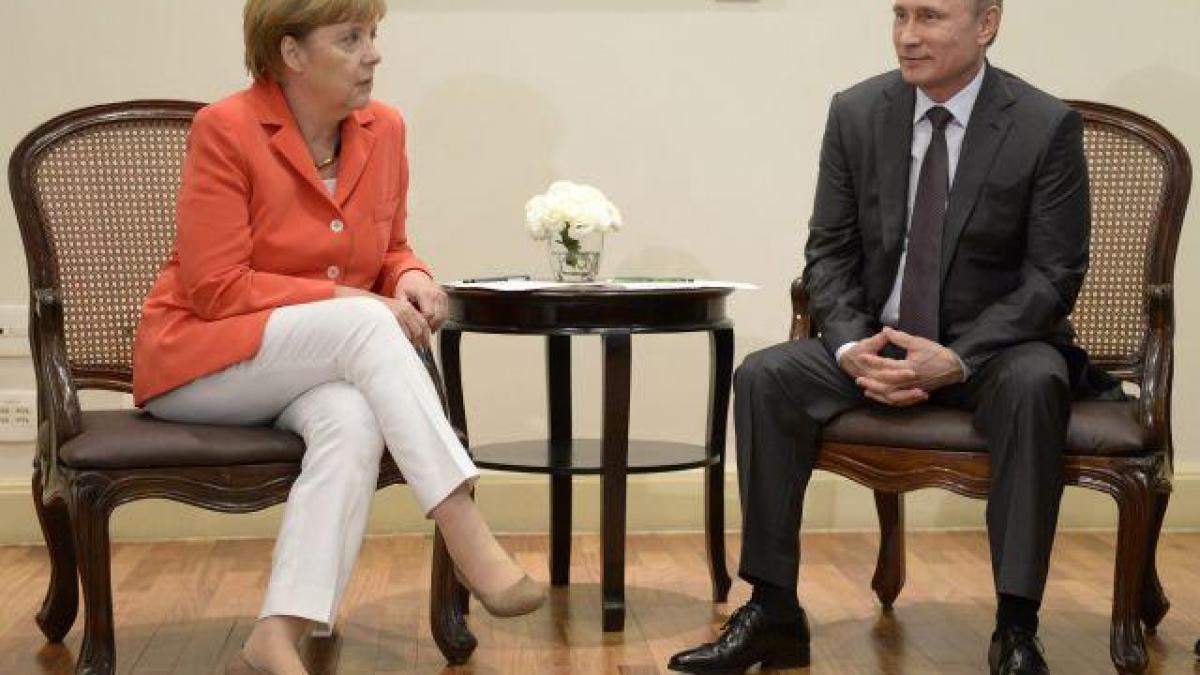Putin reintră în clubul liderilor europeni de mână cu Merkel