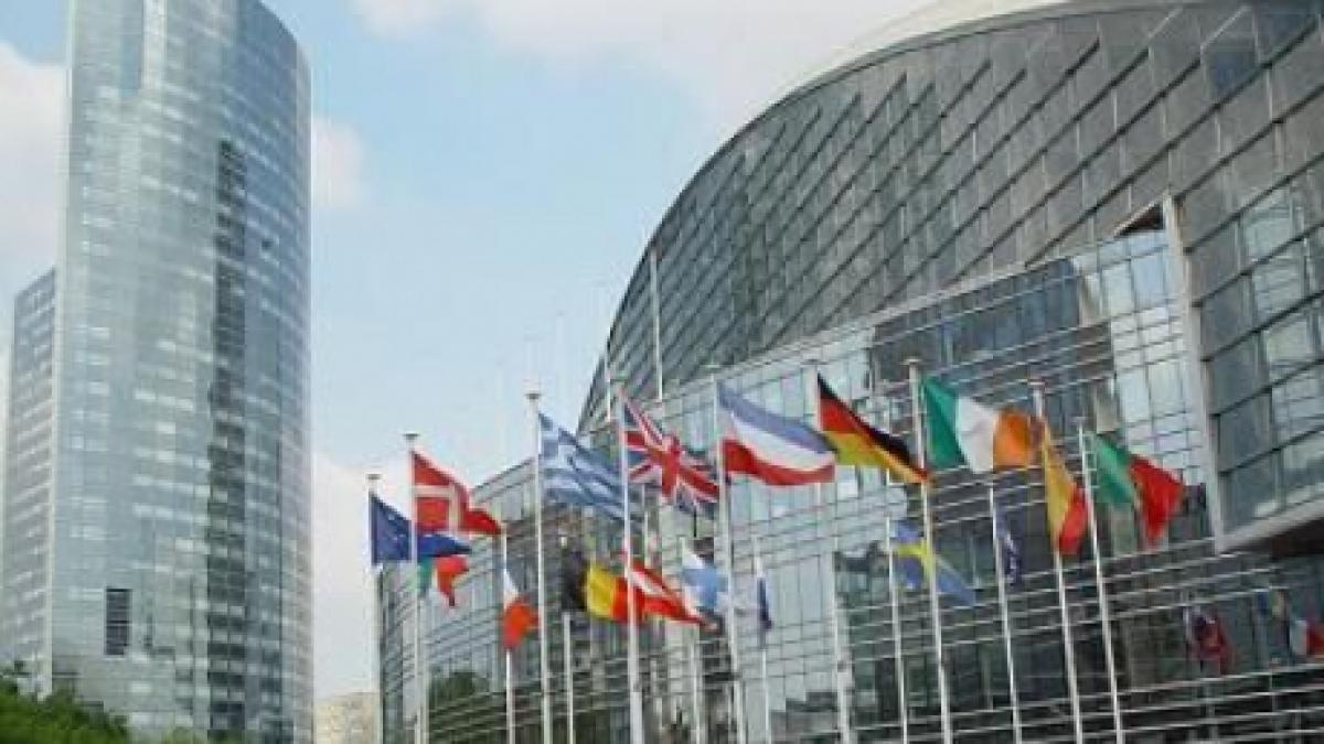 Comisia Europeană a aprobat schema de reducere a certificatelor verzi pentru marii consumatori de energie din România