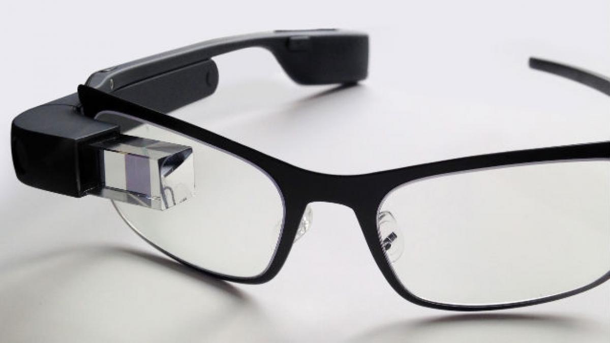 Bărbat dependent de Google Glass, internat la reabilitare