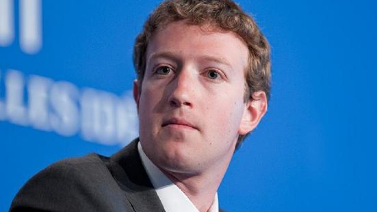 Mark Zuckerberg a donat 25 de milioane de dolari pentru lupta împotriva Ebola 