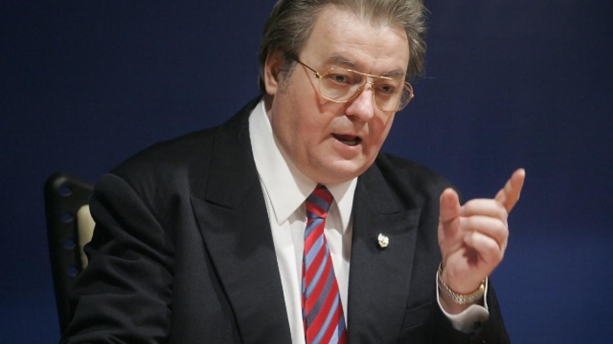 Corneliu Vadim Tudor: Un jaf ordinar. Gata, adio alegeri, adio democraţie!