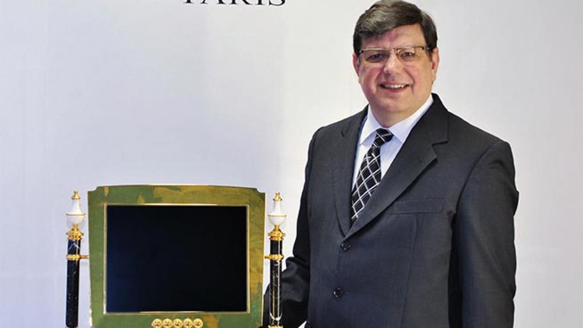 Georges Chiriță, românul care a creat un stick de lux pentru Regina Angliei