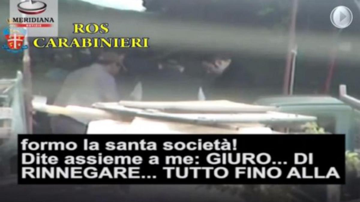 VIDEO EXPLOZIV. RITUALURI DE INIŢIERE în mafia italiană, filmate ÎN PREMIERĂ cu camera ascunsă!