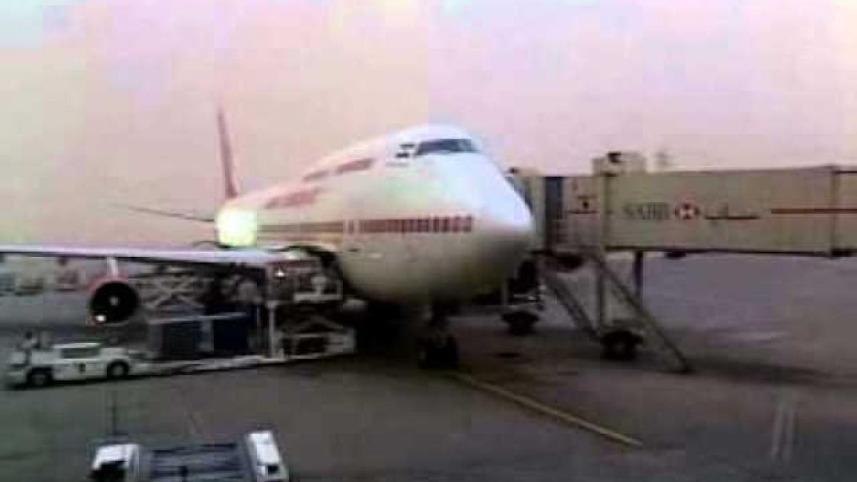 AVION OPRIT de la decolare, după ce un pasager A VISAT că se vor prăbuşi
