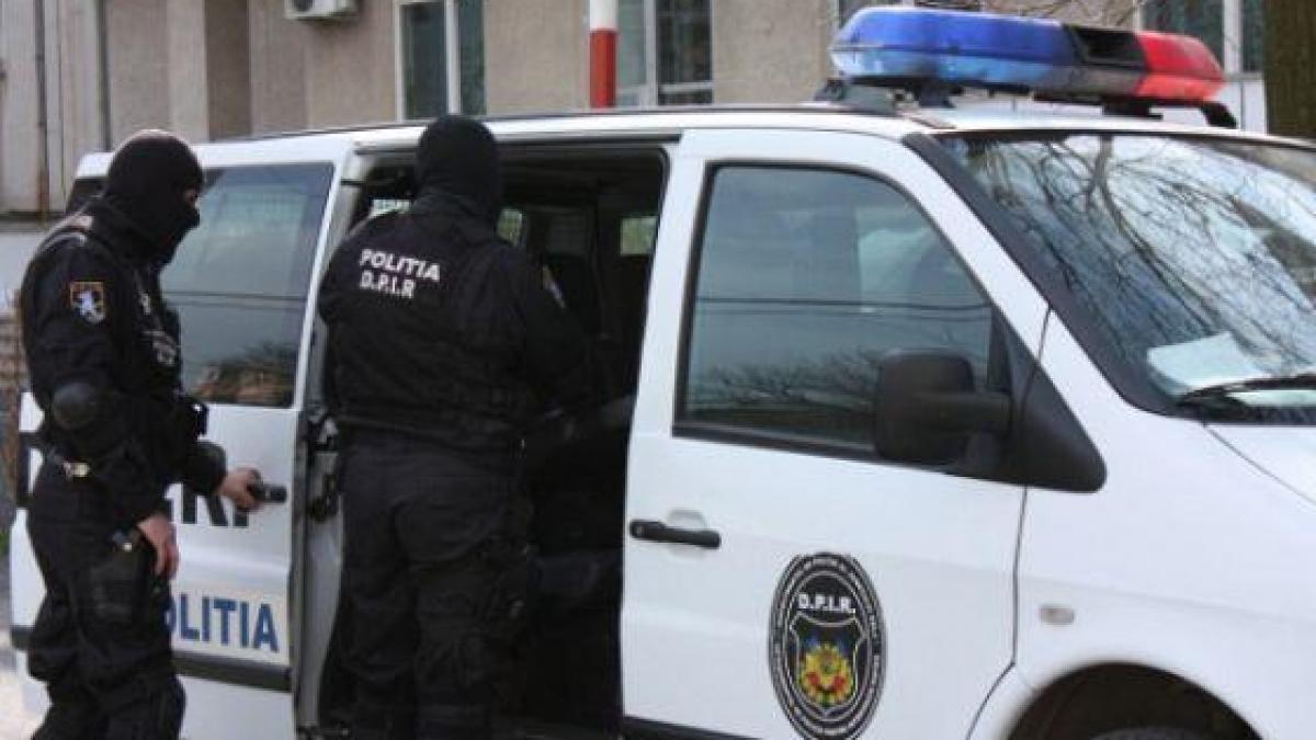 Perchezitii la UTI. Erbasu, Strabag si alte 200 de societati comerciale, suspectate de crearea unui prejudiciu de 30 de milioane de euro