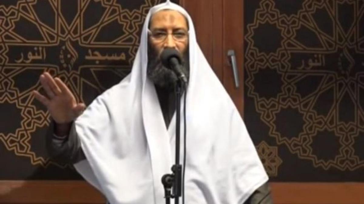 Credincioşii strânşi într-o moschee din Berlin, ÎNMĂRMURIŢI! Ce le-a predicat un imam întrece orice imaginaţie (VIDEO)