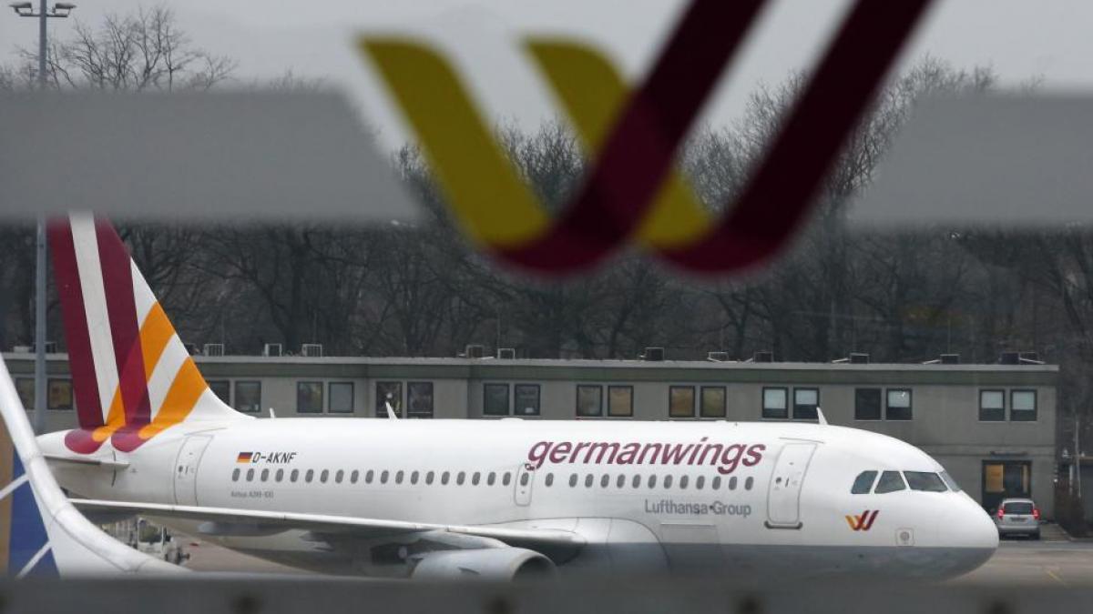 La locul tragediei aviatice din Alpii francezi "nu există nimic întreg. Nici avionul, nici corpurile neînsuflețite, e o imagine parcă smulsă din IAD"