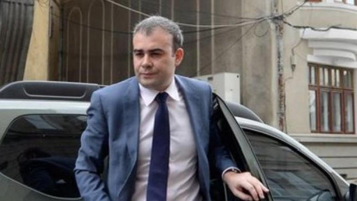 Vâlcov află azi dacă va fi arestat preventiv 