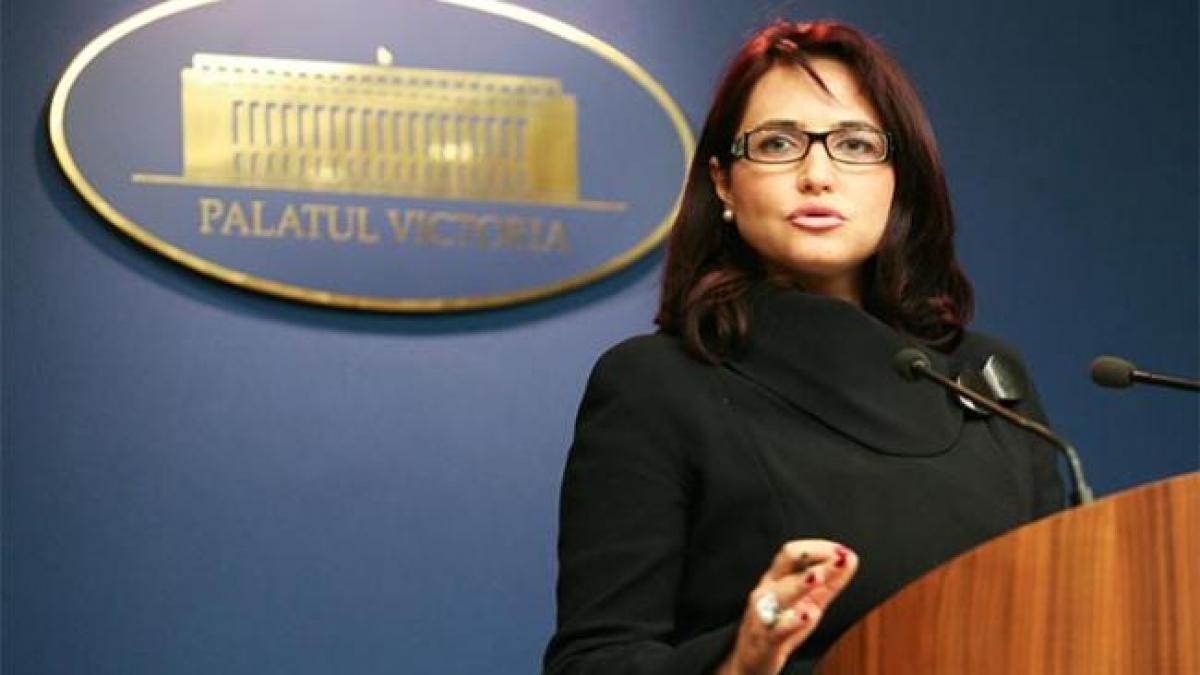 Crinuţa face casă bună cu samsarii* 230 de milioane de euro în 6 dosare de retrocedare
