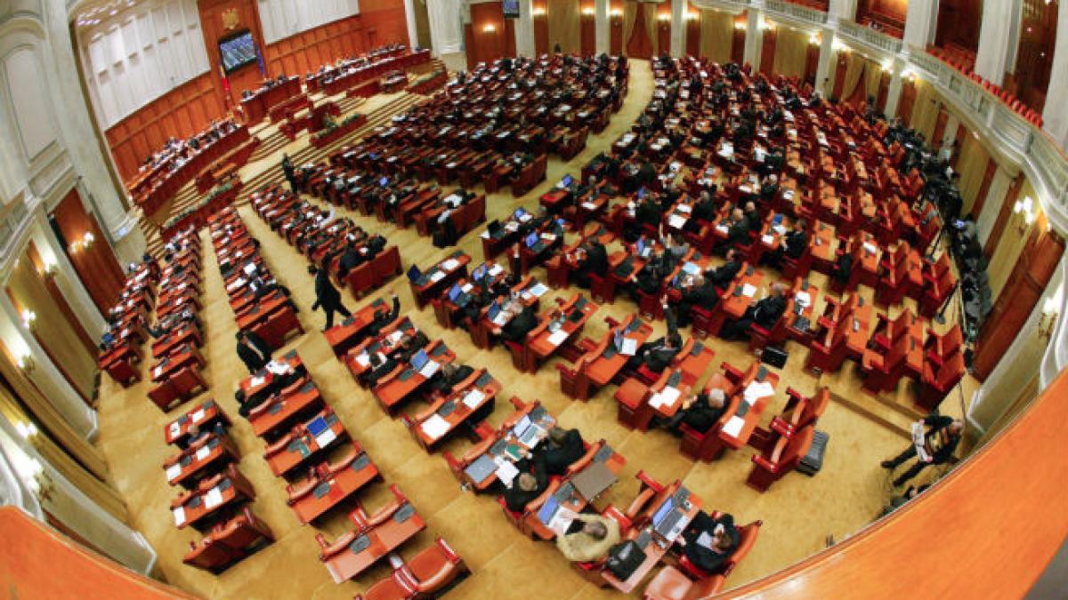 22 de deputaţi contestă amenda de la ANI. Sancțiunea dată de Agenție este considerată neconstituțională