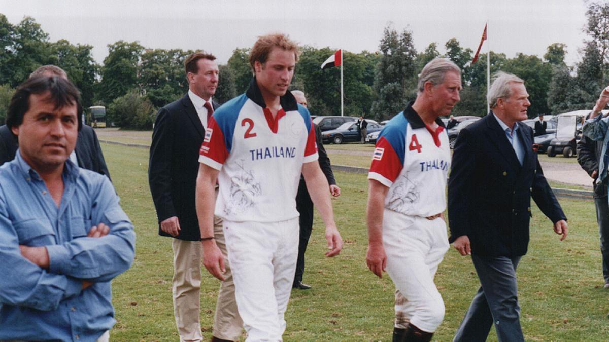 De ce a vrut un britanic să îi asasineze pe prinţii Charles şi William