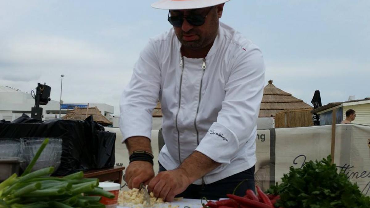 Chef Cătălin Scărlătescu organizează Festivalul Scoicilor, în Laguna Verde 