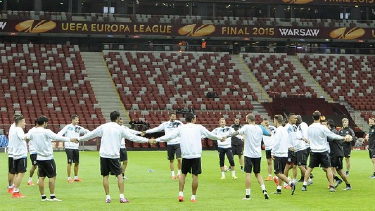 FINALA EUROPA LEAGUE: Sevilla - Dnepr, parcursul lor până în finală