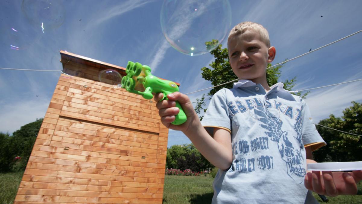 Aproape 4 milioane de copii din România sărbătoresc ziua de 1 iunie