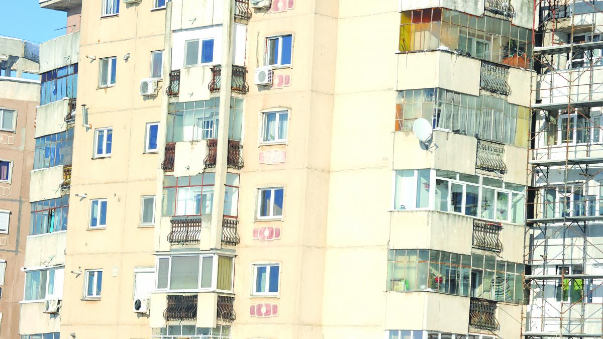 Ce ieftineşte locuinţele noi