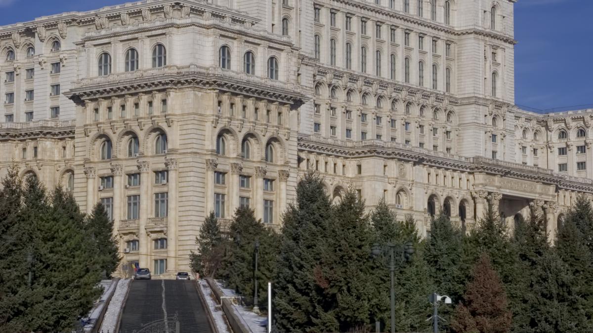 „Fantoma de la Cameră” , în concediu
