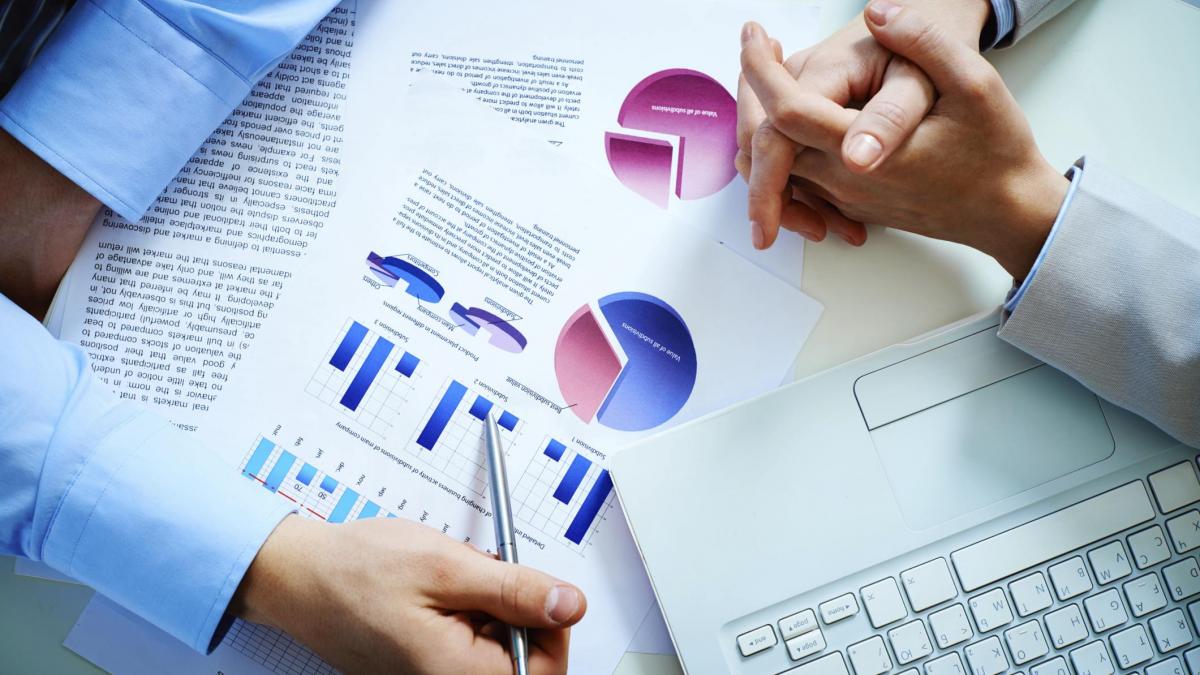 Firmele făcute cu investitorii atraşi de risc 