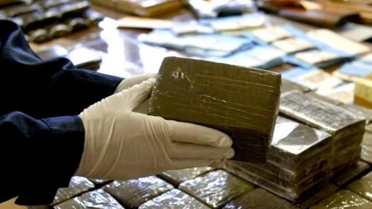 La 90 DE ANI, transporta O TONĂ de stupefiante. Povestea uluitoare a CELUI MAI BĂTRÂN TRAFICANT DE DROGURI