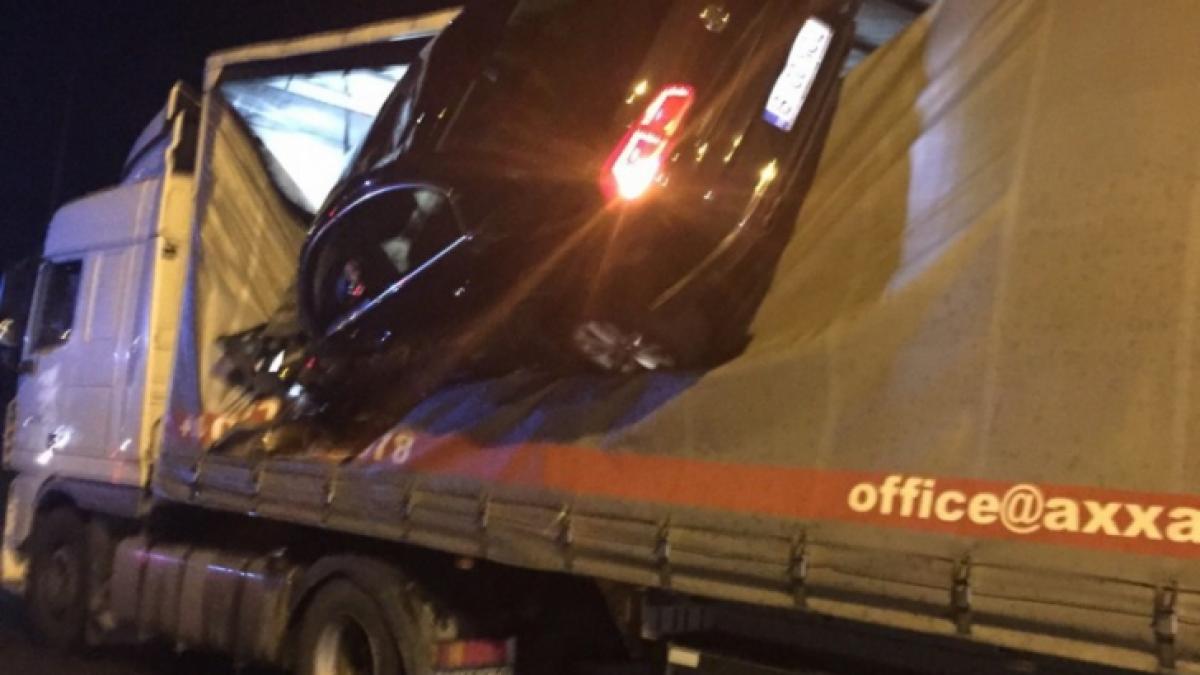 Un accident ca o cascadorie pe DN1 (VIDEO)