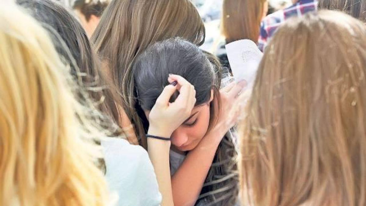 BAC 2015 în Belgia. Proba de istorie, anulată parţial după publicarea unui subiect pe Facebook