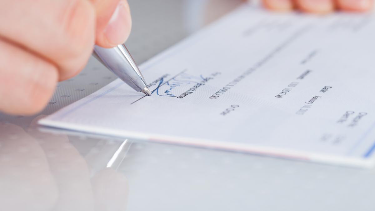 Băncile se tem. Creşte numărul refuzurilor pentru plăţile cu instrumente de debit