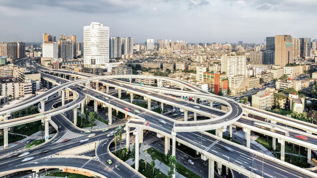 Putem avea 2.555 de noi kilometri de autostradă în fiecare an