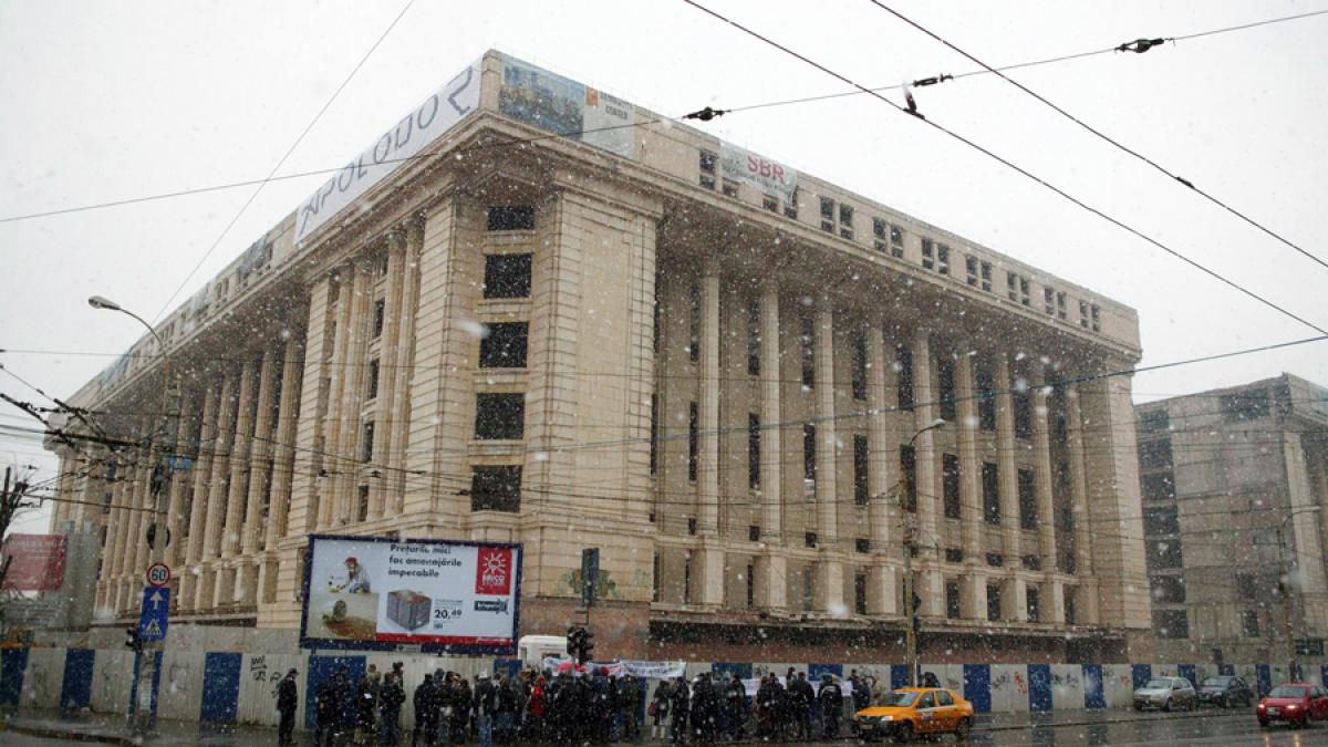 După 30 de ani, reloaded. Marile construcții uitate ale Capitalei