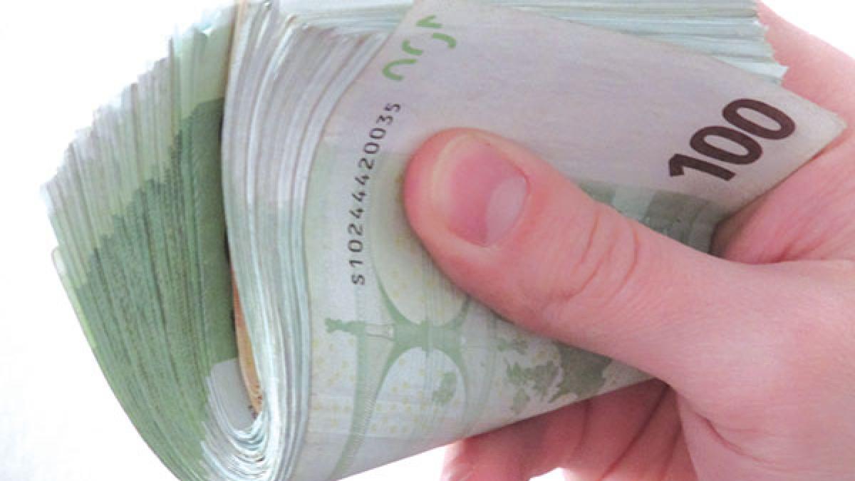 Creditul cu buletinul s-a întors, dar nu și pentru rău platnici