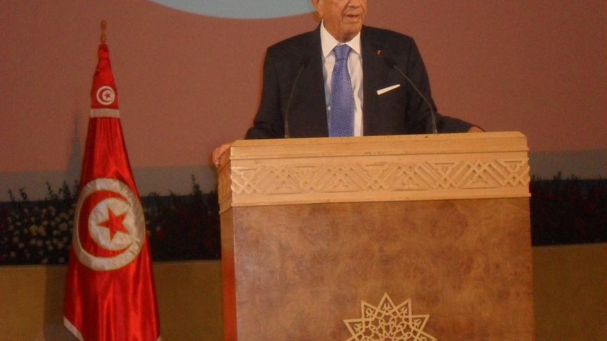 Preşedintele Tunisiei, Beji Caid Essebsi, a decretat stare de urgenţă