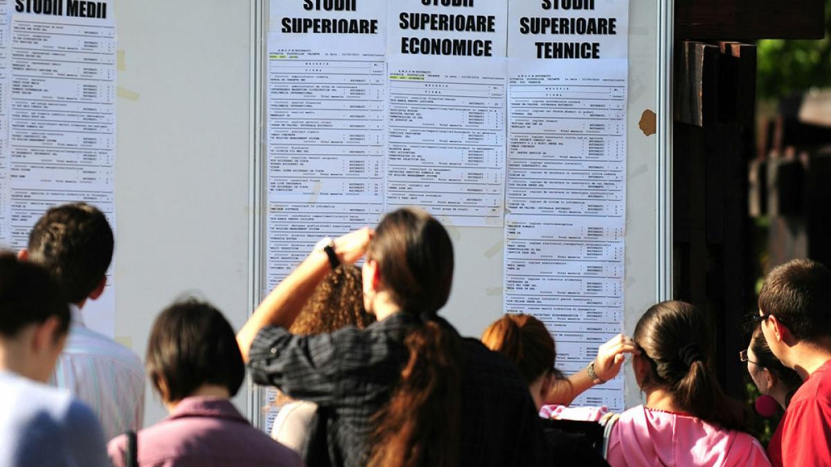 O mare companie americană, prezentă şi în România, dă afară 7.800 de oameni