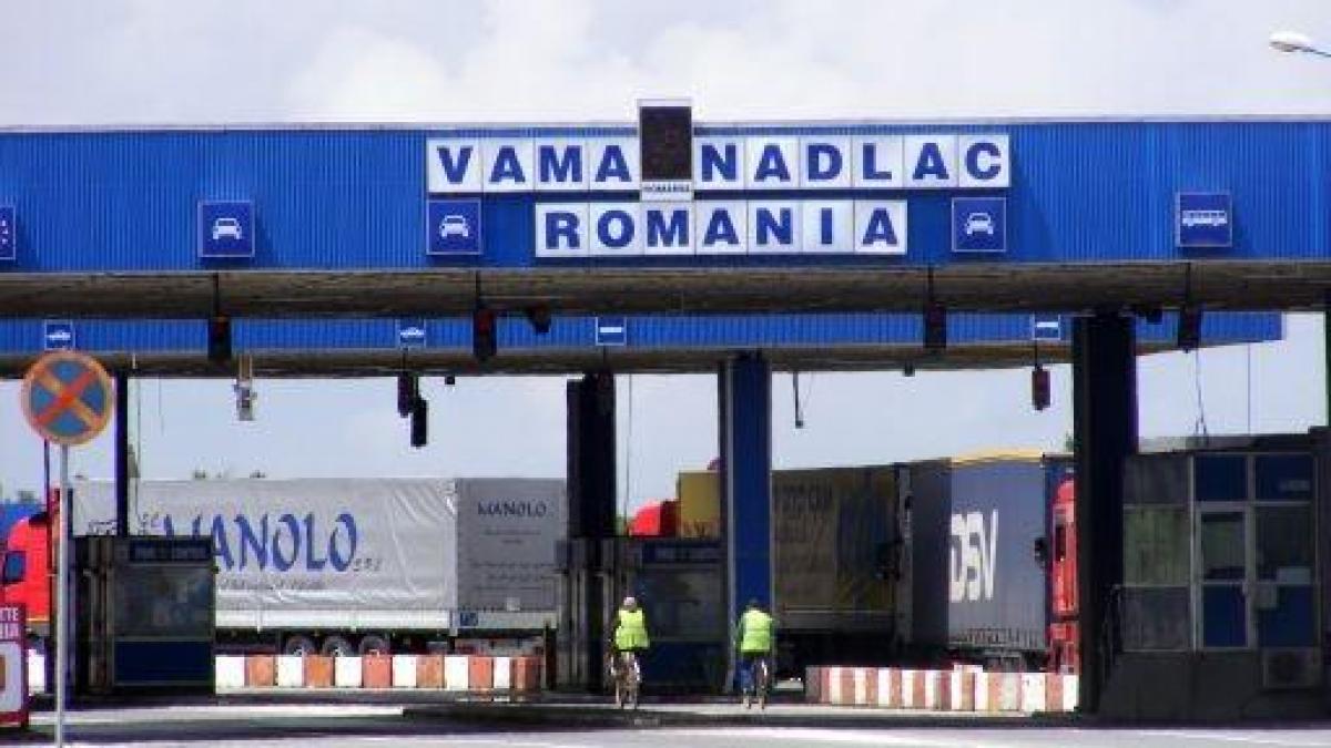 Restricții pentru anumite tipuri de autovehicule prin vechiul PTF Nădlac, din 15 iulie