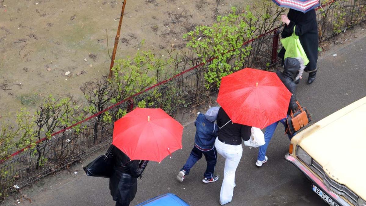 AVERTIZARE NOWCASTING - Cod galben de ploi în Prahova şi Buzău