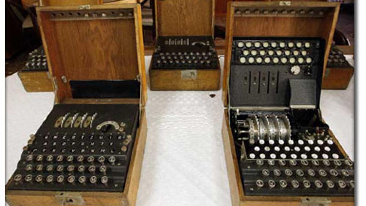 Enigma naziştilor, vândută cu 149.000 de lire sterline