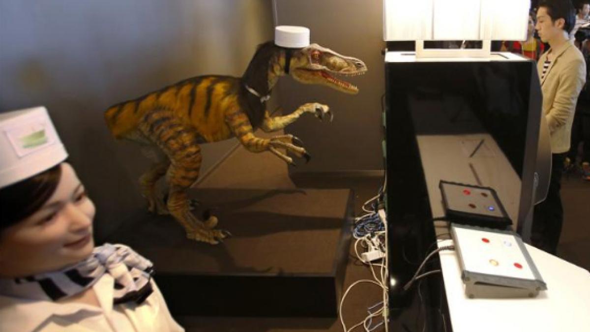 În Japonia s-a deschis primul hotel deservit integral de roboti (VIDEO)