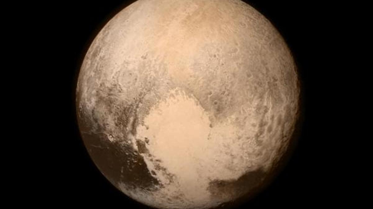 Noi imagini spectaculoase cu planeta Pluto (VIDEO)