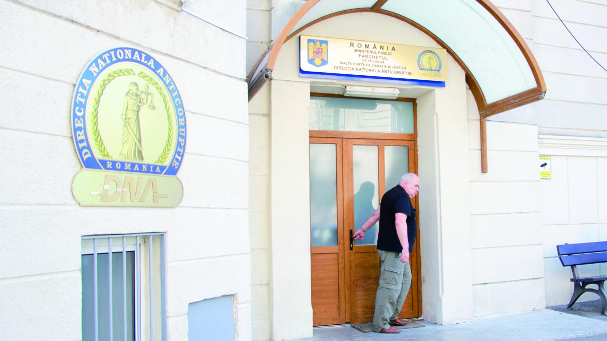 Scandalos: expert DNA, FALS în declaraţii oficiale