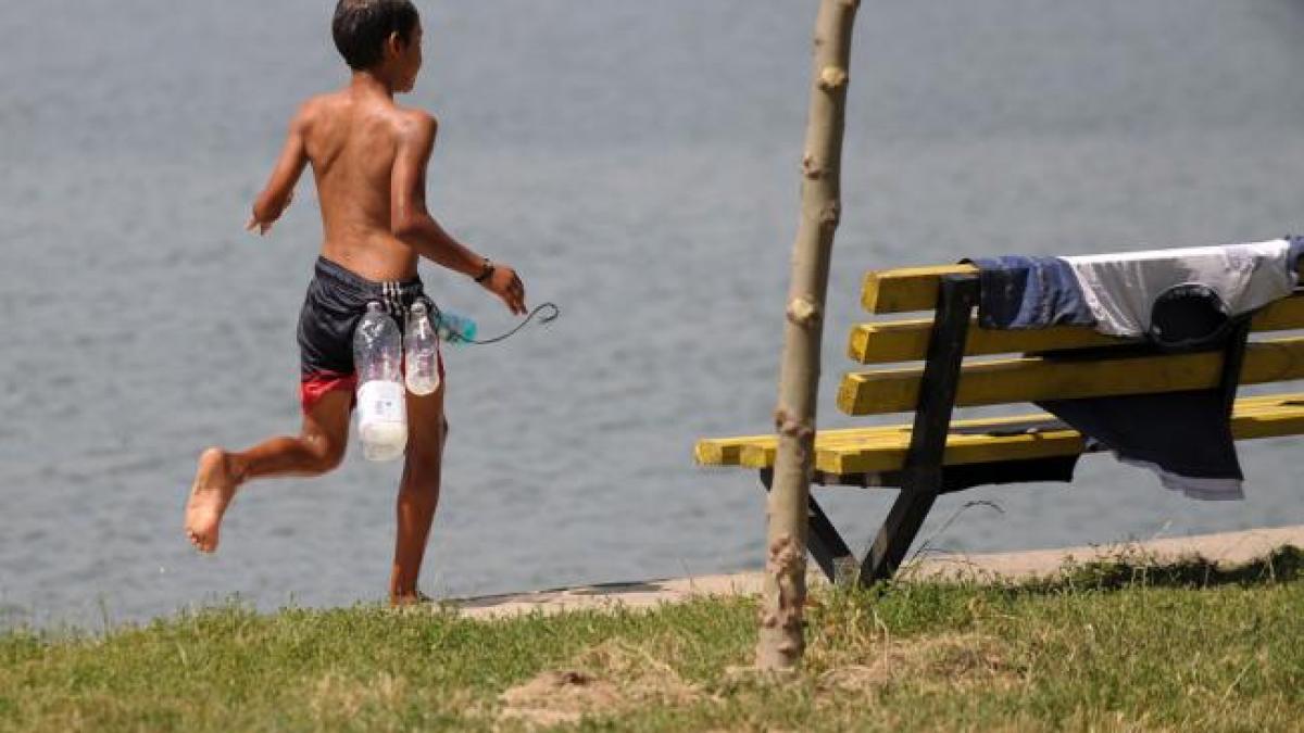 Codul portocaliu de caniculă, prelungit până vineri pentru 5 judeţe!