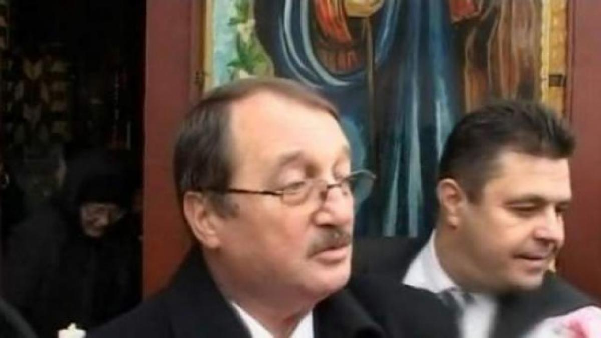 Mircea Băsescu şi Marian Căpăţână scapă de interdicţii 