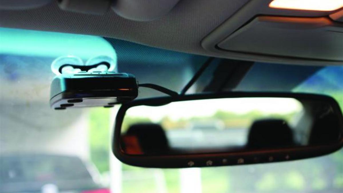 Șofer prins în timp ce conducea pe A3 cu 212 km/h!
