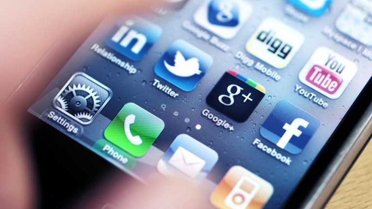 Cum blochezi aplicaţiile enervante de pe smartphone